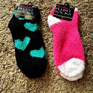 5 Pair Women’s Fuzzy Socks